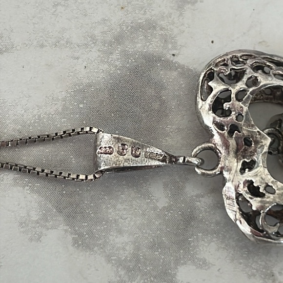 Vintage floating heart filigree necklace 925 SU Korea 24” - Picture 7 of 9